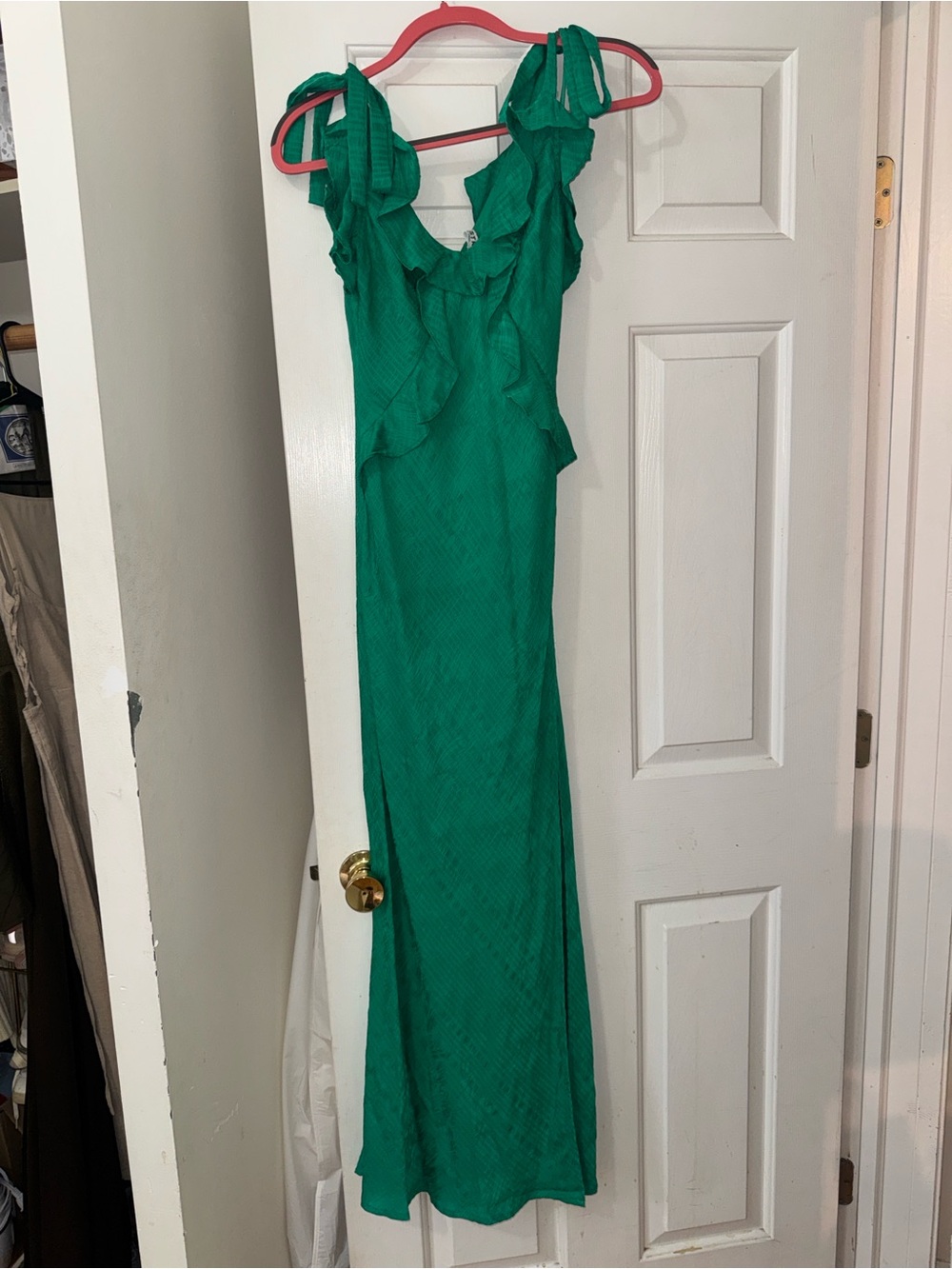 Astr Emerald Ruffle Tie-Shoulder Maxi Dress